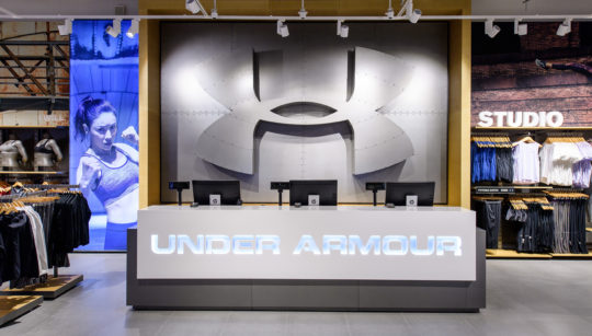 Первый магазин "UnderArmour" в России